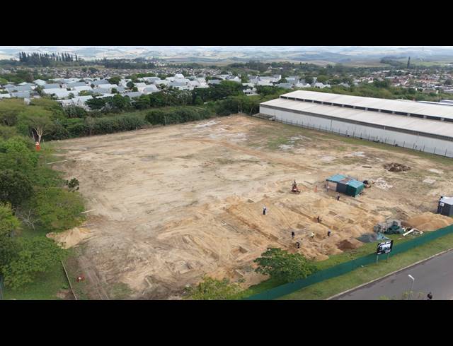 325M² BUSINESS CENTRE TO LET IN BALLITO DISTRICT